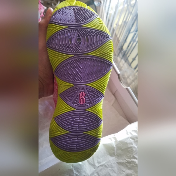 Kyrie 5 SBSP Patrick - Picture 6 of 8